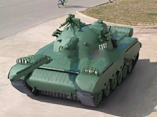 锦山镇充气坦克战车